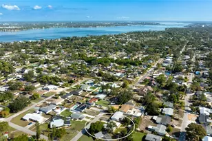 5603 1st Ave Dr NW, Bradenton, FL 34209 - Photo 2