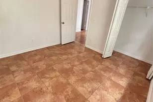 10101 Springtree Ct, Tampa, FL 33615 - Photo 16