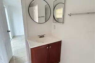 10101 Springtree Ct, Tampa, FL 33615 - Photo 24