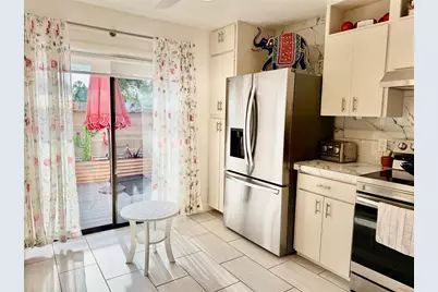 511 Lakeside Drive, Bradenton, FL 34210 - Photo 4