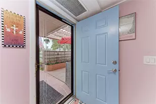 511 Lakeside Dr, Bradenton, FL 34210 - Photo 4