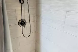 101 S Gulfstream Ave, Sarasota, FL 34236 - Photo 18