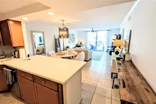 101 S Gulfstream Ave, Sarasota, FL 34236 - Photo 4