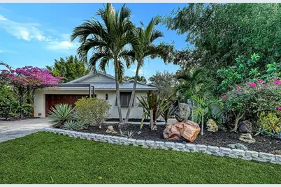 4598 Guava Court, Sarasota, FL 34234 - Photo 6