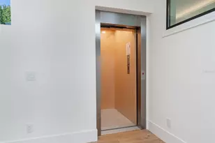 2467 Hyde Park St, Sarasota, FL 34239 - Photo 20