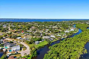 1023 El Valle Ave, Fort Myers, FL 33919 - Photo 42