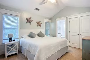 313 58th St, Holmes Beach, FL 34217 - Photo 24