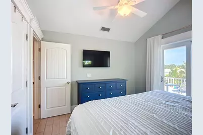 313 58th Street #B, Holmes Beach, FL 34217 - Photo 32