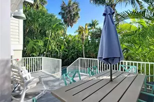 313 58th St, Holmes Beach, FL 34217 - Photo 38