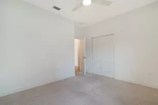 10105 Canaveral Cir, Sarasota, FL 34241 - Photo 34