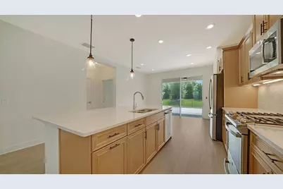 10105 Canaveral Circle, Sarasota, FL 34241 - Photo 16