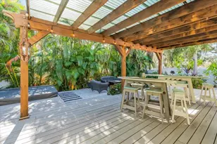 2224 Tami Sola St, Sarasota, FL 34237 - Photo 38