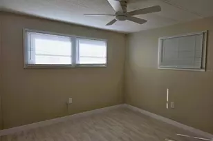 3224 Aspen Terrace, Sarasota, FL 34237 - Photo 22