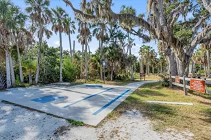 1015 Bayshore Dr, Terra Ceia, FL 34250 - Photo 66