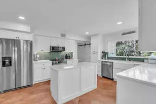 1015 Bayshore Dr, Terra Ceia, FL 34250 - Photo 16