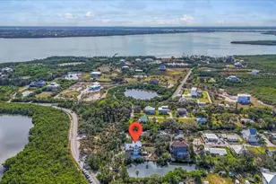 1015 Bayshore Dr, Terra Ceia, FL 34250 - Photo 52