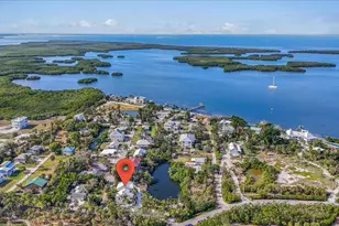 1015 Bayshore Dr, Terra Ceia, FL 34250 - Photo 56