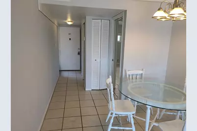 2763 Woodgate Lane #207, Sarasota, FL 34231 - Photo 8