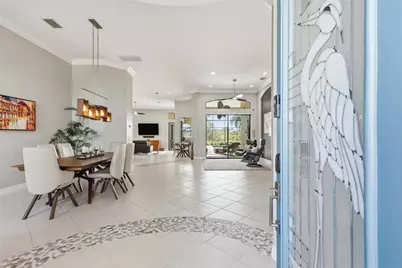 7060 Whitemarsh Circle, Lakewood Ranch, FL 34202 - Photo 6