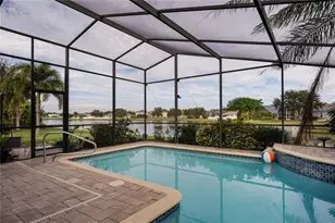 2252 Colville Chase Dr, Ruskin, FL 33570 - Photo 8