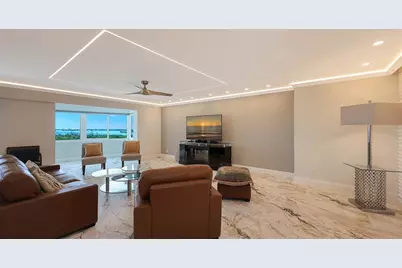 1750 Benjamin Franklin Drive #9F, Sarasota, FL 34236 - Photo 18