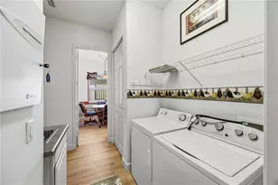 4218 64th Dr E, Sarasota, FL 34243 - Photo 14