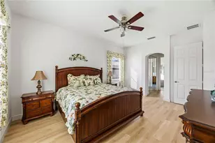 4218 64th Dr E, Sarasota, FL 34243 - Photo 18