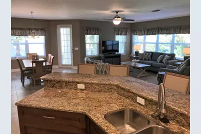7730 34th Avenue W #101, Bradenton, FL 34209 - Photo 8