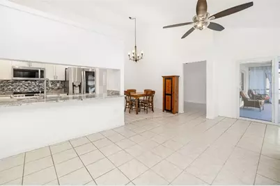 5742 Forester Oak Court, Sarasota, FL 34243 - Photo 10