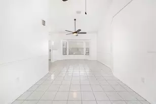 5742 Forester Oak Ct, Sarasota, FL 34243 - Photo 6