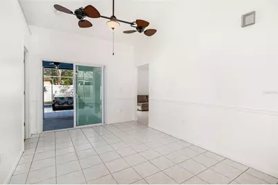 5742 Forester Oak Court, Sarasota, FL 34243 - Photo 8