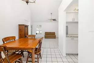 5742 Forester Oak Ct, Sarasota, FL 34243 - Photo 18