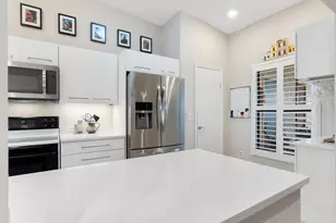 4212 126th St W, Cortez, FL 34215 - Photo 8