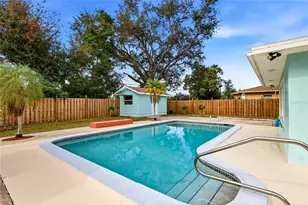 2411 Ridge Ave, Sarasota, FL 34235 - Photo 42