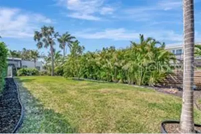 1511 N Lake Shore Drive, Sarasota, FL 34231 - Photo 32