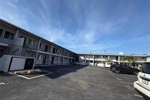 3101 Bee Ridge Rd, Sarasota, FL 34239 - Photo 2