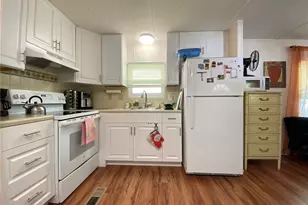 2511 18th St W, Bradenton, FL 34205 - Photo 16