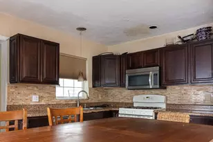 1502 13th St W, Bradenton, FL 34205 - Photo 10