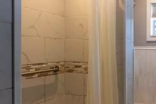 1502 13th St W, Bradenton, FL 34205 - Photo 12