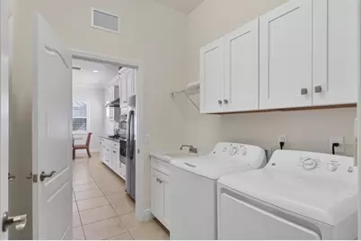 3620 Woodcliff Lake Terrace, Sarasota, FL 34243 - Photo 28