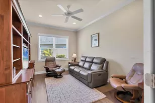 3620 Woodcliff Lk Ter, Sarasota, FL 34243 - Photo 20