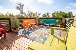 1737 Bay St, Sarasota, FL 34236 - Photo 40