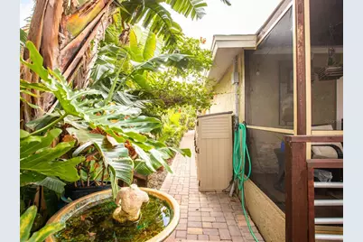 1737 Bay Street, Sarasota, FL 34236 - Photo 36