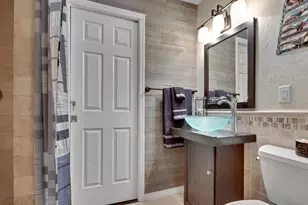 1737 Bay St, Sarasota, FL 34236 - Photo 20