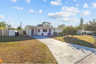 4404 55th Ave Drive E, Bradenton, FL 34203 - Photo 2