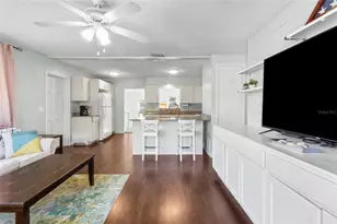 4404 55th Ave Dr E, Bradenton, FL 34203 - Photo 6