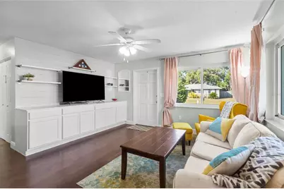 4404 55th Ave Drive E, Bradenton, FL 34203 - Photo 8