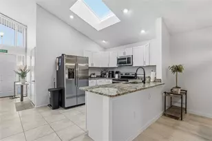 4003 38th St W, Bradenton, FL 34205 - Photo 12