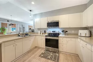 201 28th St W, Palmetto, FL 34221 - Photo 16