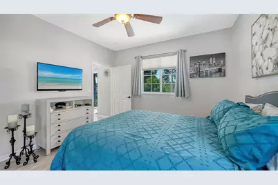 201 28th Street W, Palmetto, FL 34221 - Photo 28
